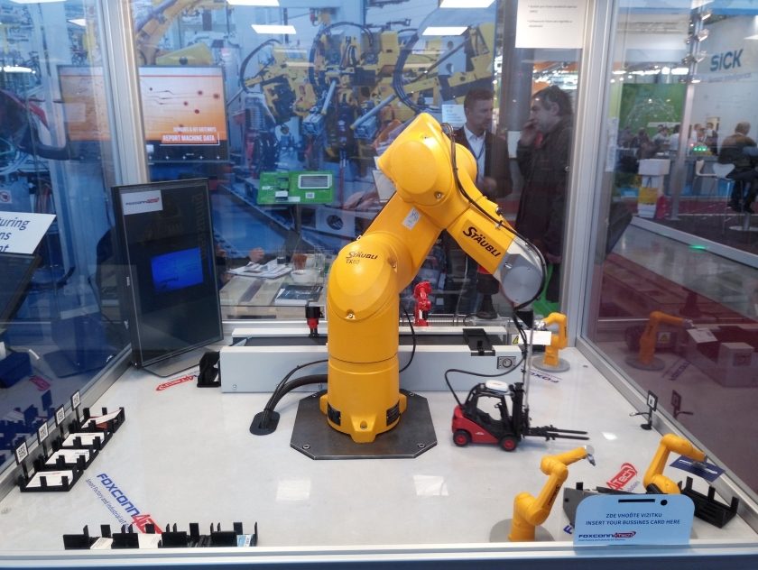 AMPER 2018 - novinky Foxconn