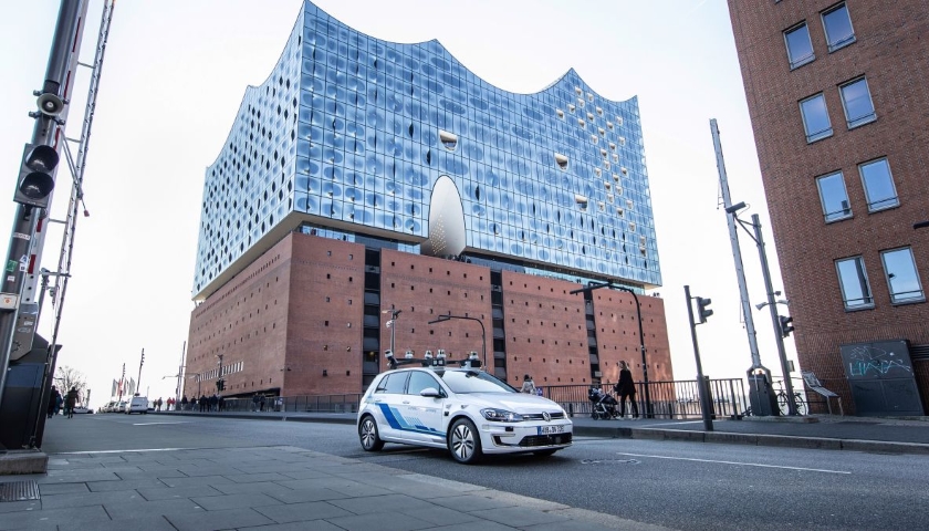 Volkswagen tests self-driving cars