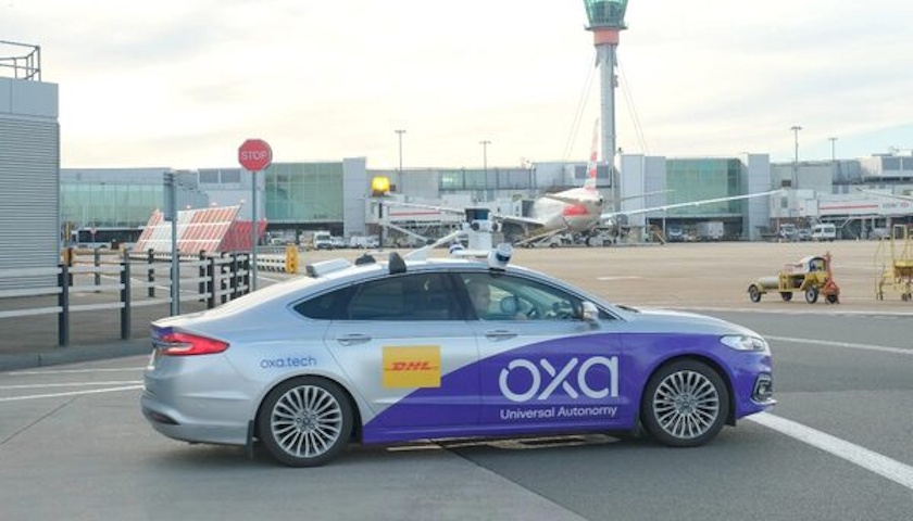 DHL a Oxa spolupracují na projektu autonomních vozidel na letišti Heathrow