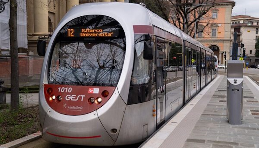 Zahájení provozu ekologické tramvaje ve Florencii